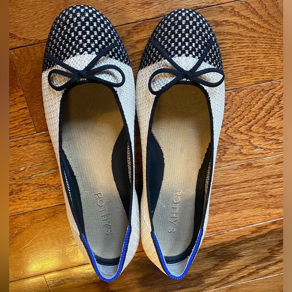 Rothy’s ballet flats in Coco size 7.5 (will fit size 7) - Picture 2 of 5